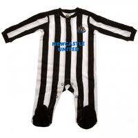 Newcastle United FC Sleepsuit 6/9 mths ST